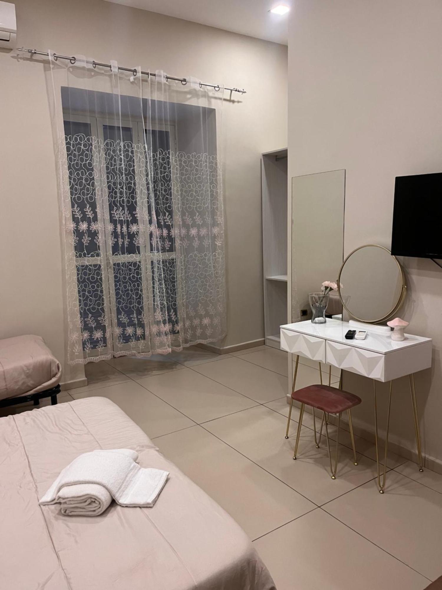 Oceania Hotels Napoli Екстериор снимка