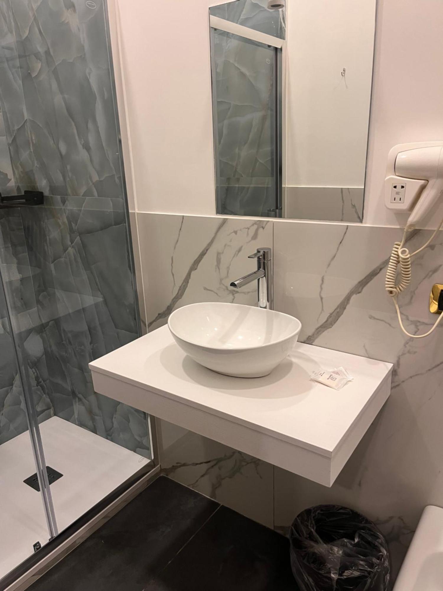 Oceania Hotels Napoli Екстериор снимка