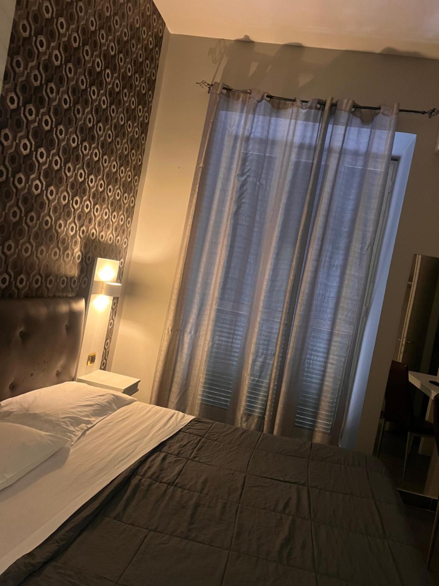 Oceania Hotels Napoli Екстериор снимка